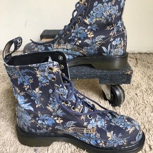 Women’s Floral Doc Martin’s Airwair.